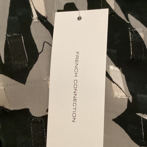 Long Sleeve 5 button sleeve - Picture 9 of 9